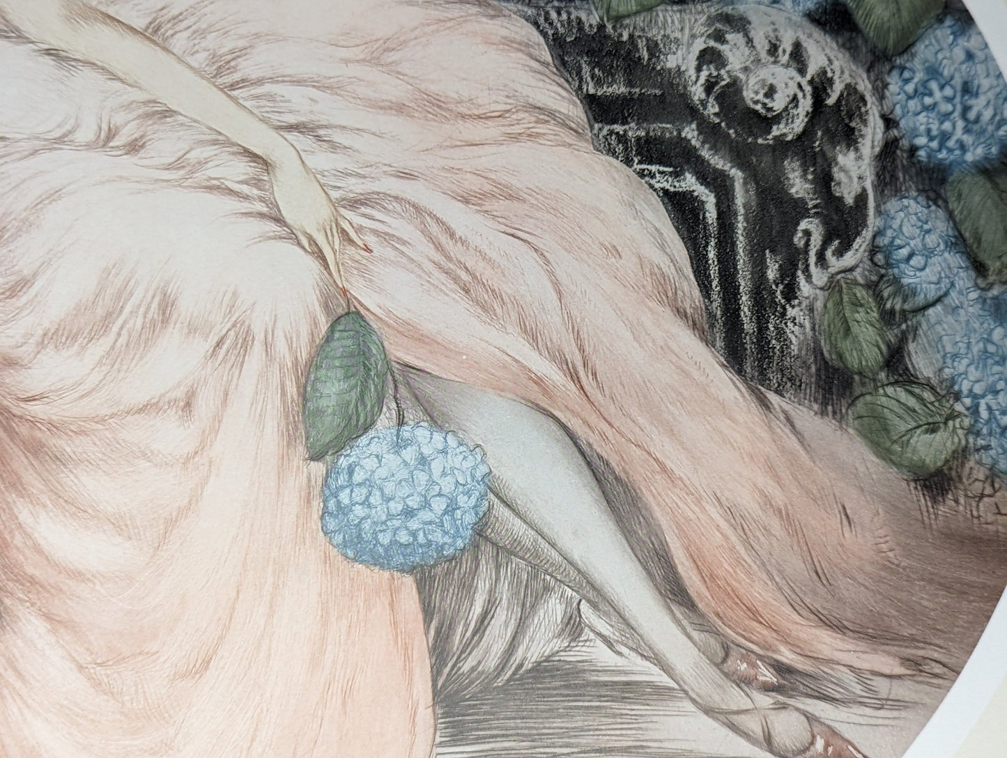 Hortense by Louis Icart, mint condition vintage French Art Deco lithograph printed in the 1970s - Offset Lithograph - Pink Flamingos