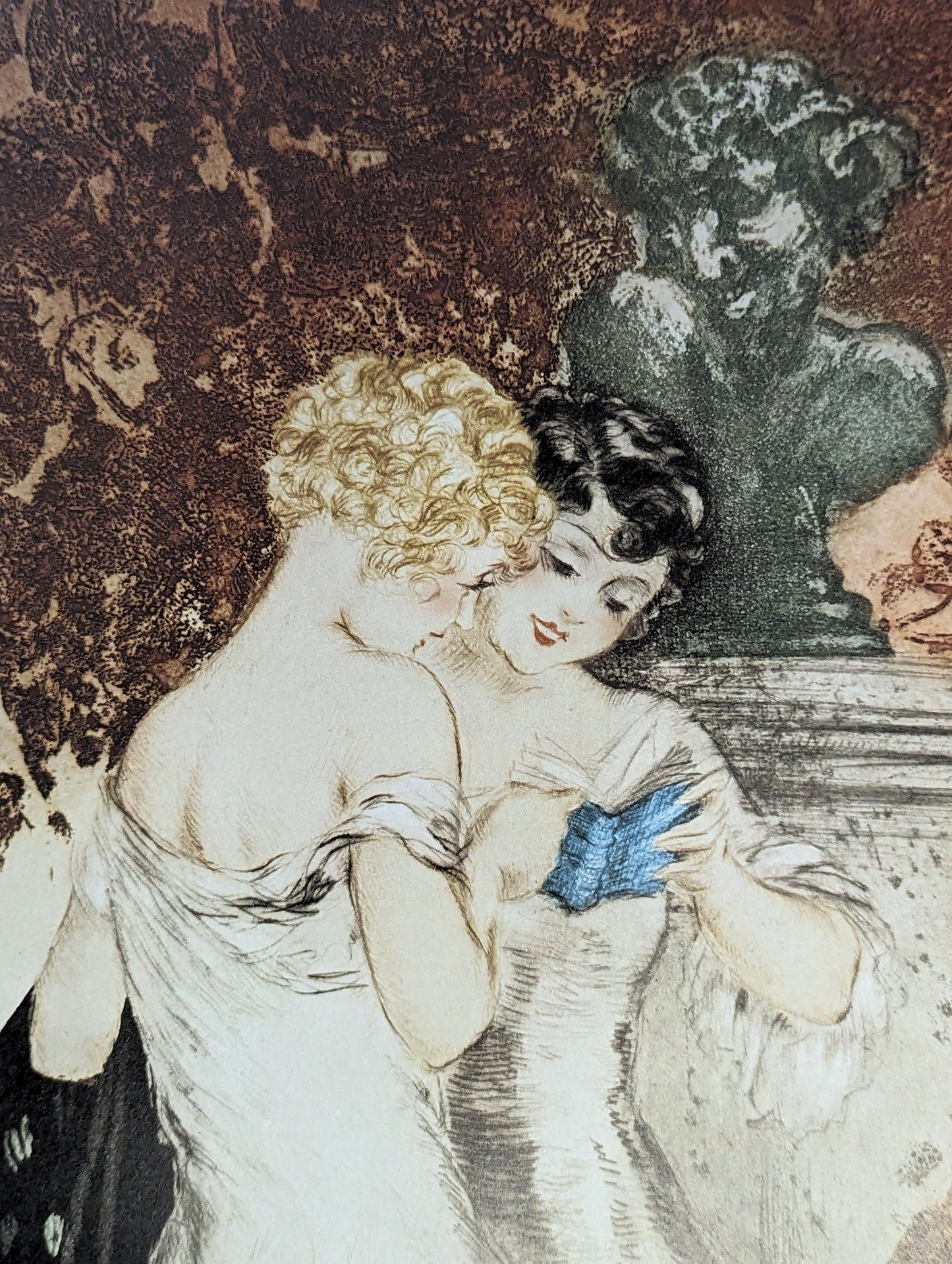 Secrets by Louis Icart, mint condition vintage French Art Deco lithograph printed in the 1970s - Offset Lithograph - Pink Flamingos